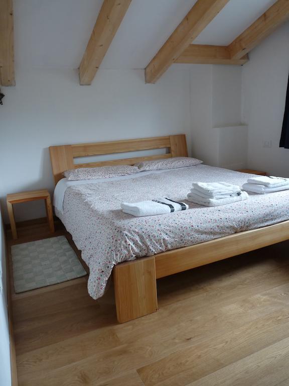 B&B Casa Sul Lago - Appartamenti Calceranica al Lago Habitación foto